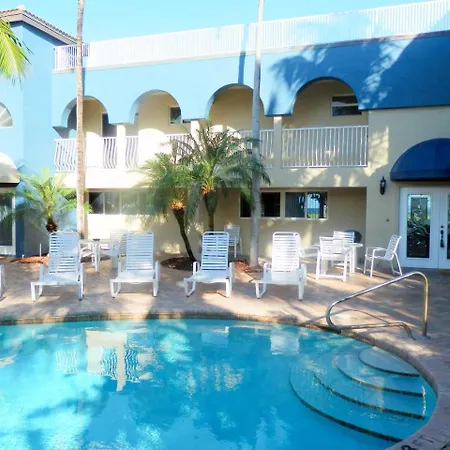Oceanfront Luxury Five-Bedroom Townhouse